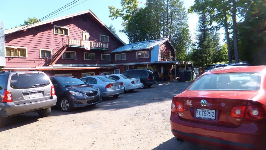 Auberge The Parker'S Lodge Inn Val-David Buitenkant foto