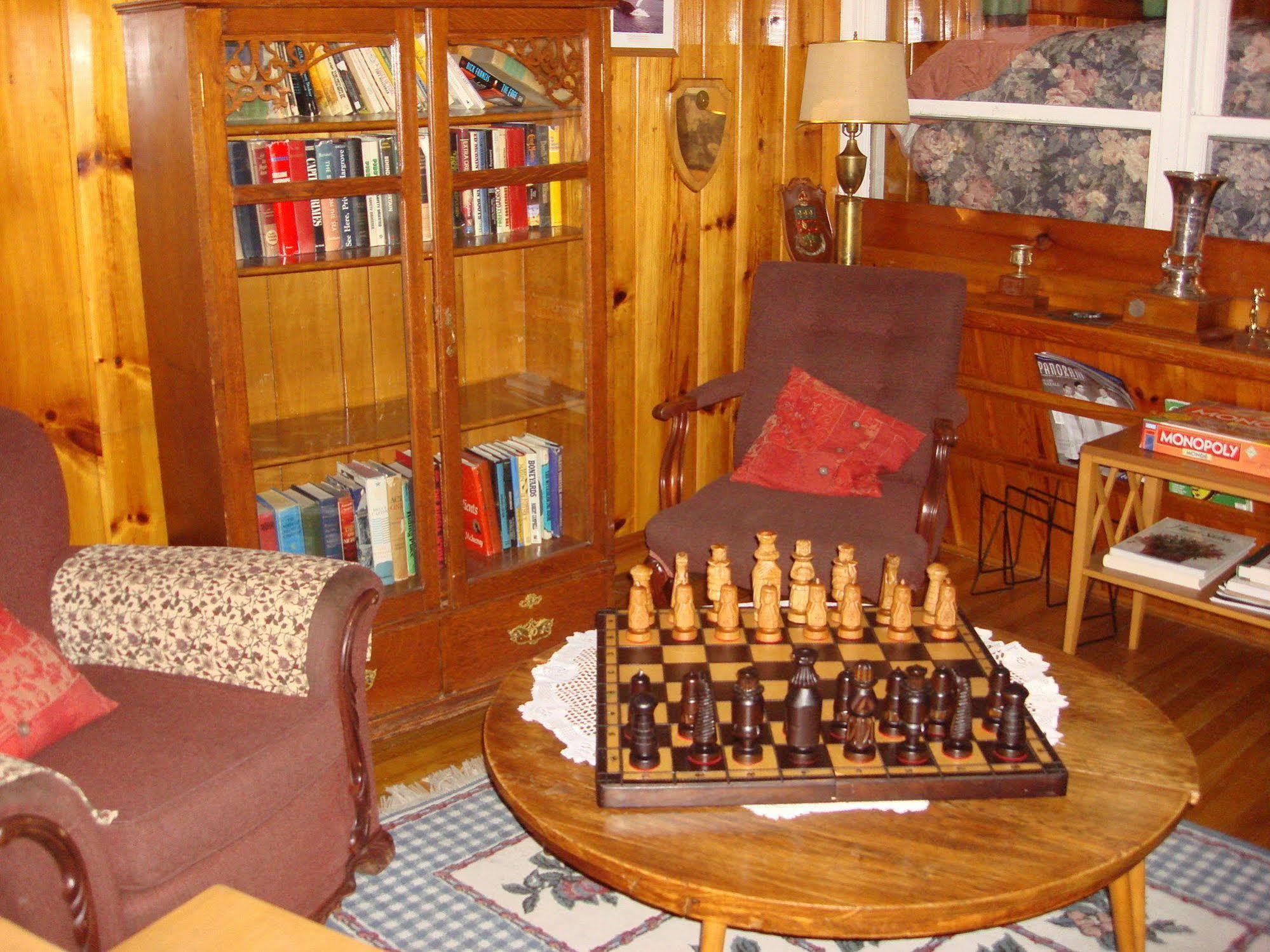 Auberge The Parker'S Lodge Inn Val-David Buitenkant foto